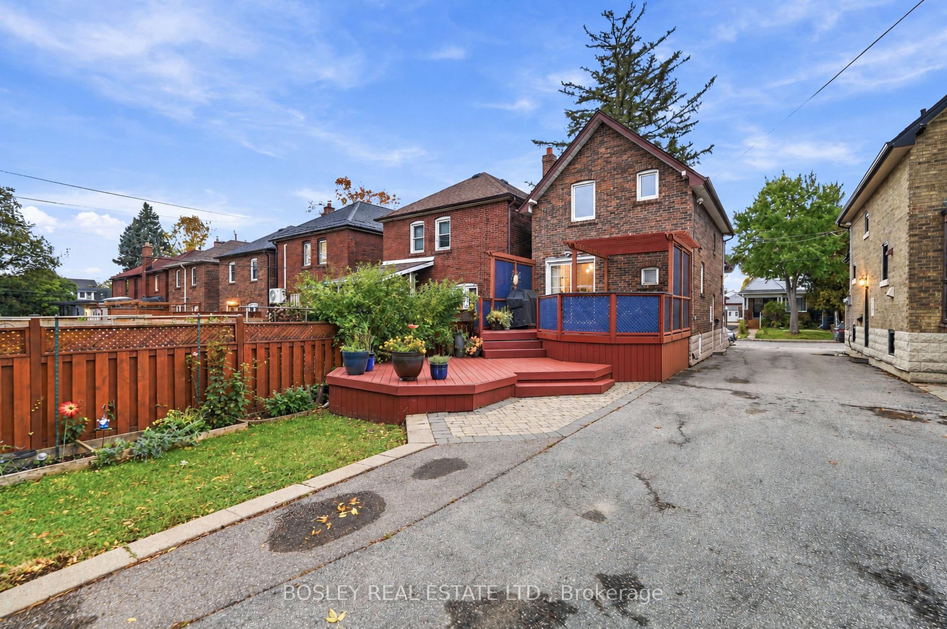Photo 41 of 93 Eleventh Street, Etobicoke, New Toronto — HOMEH