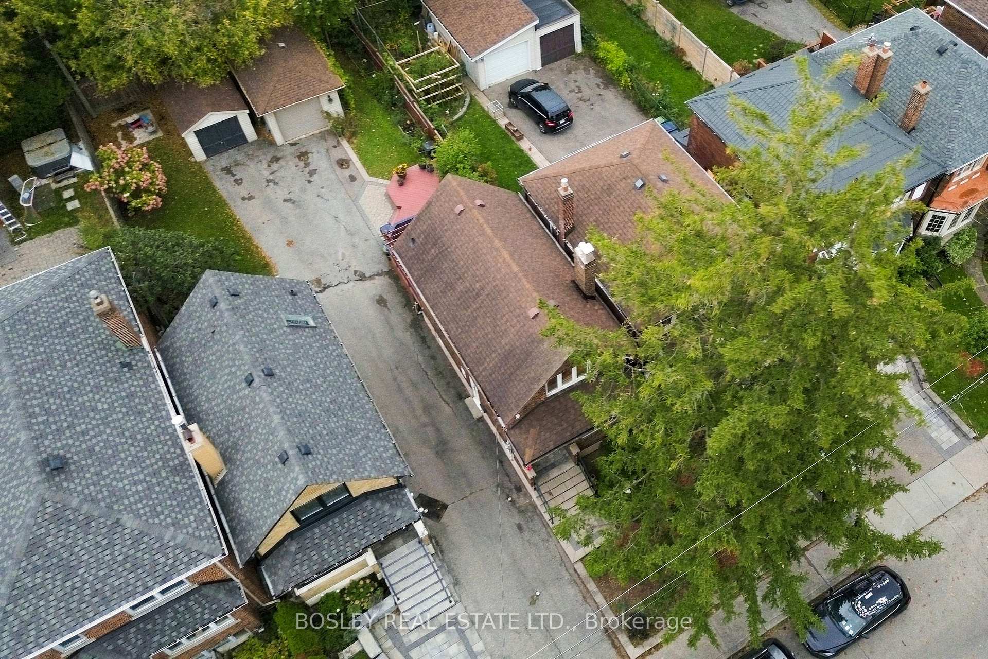 Photo 43 of 93 Eleventh Street, Etobicoke, New Toronto — HOMEH