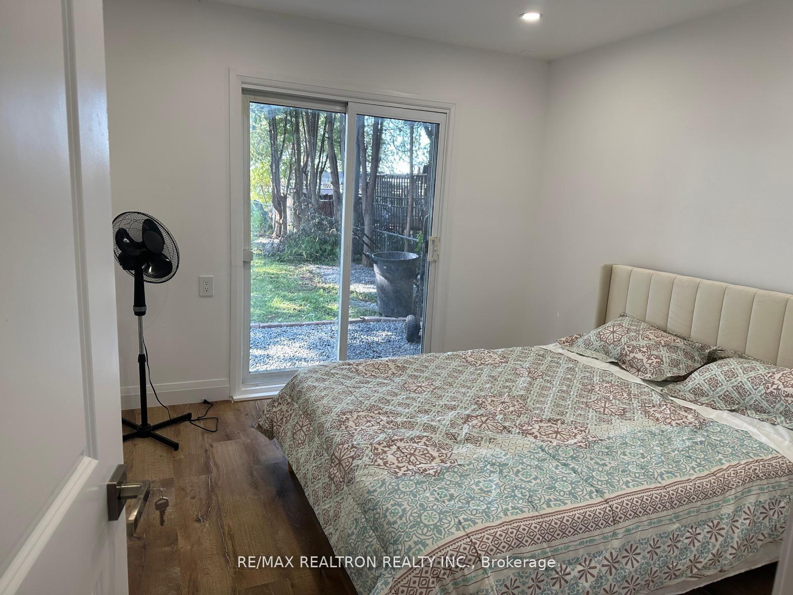 Photo 13 of 172 Cedar Island Road, Orillia — HOMEH