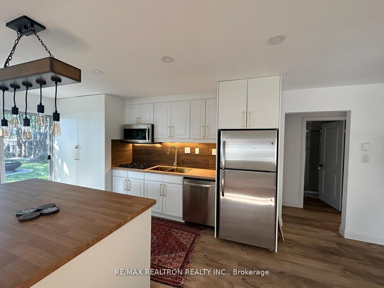 Photo 18 of 172 Cedar Island Road, Orillia — HOMEH