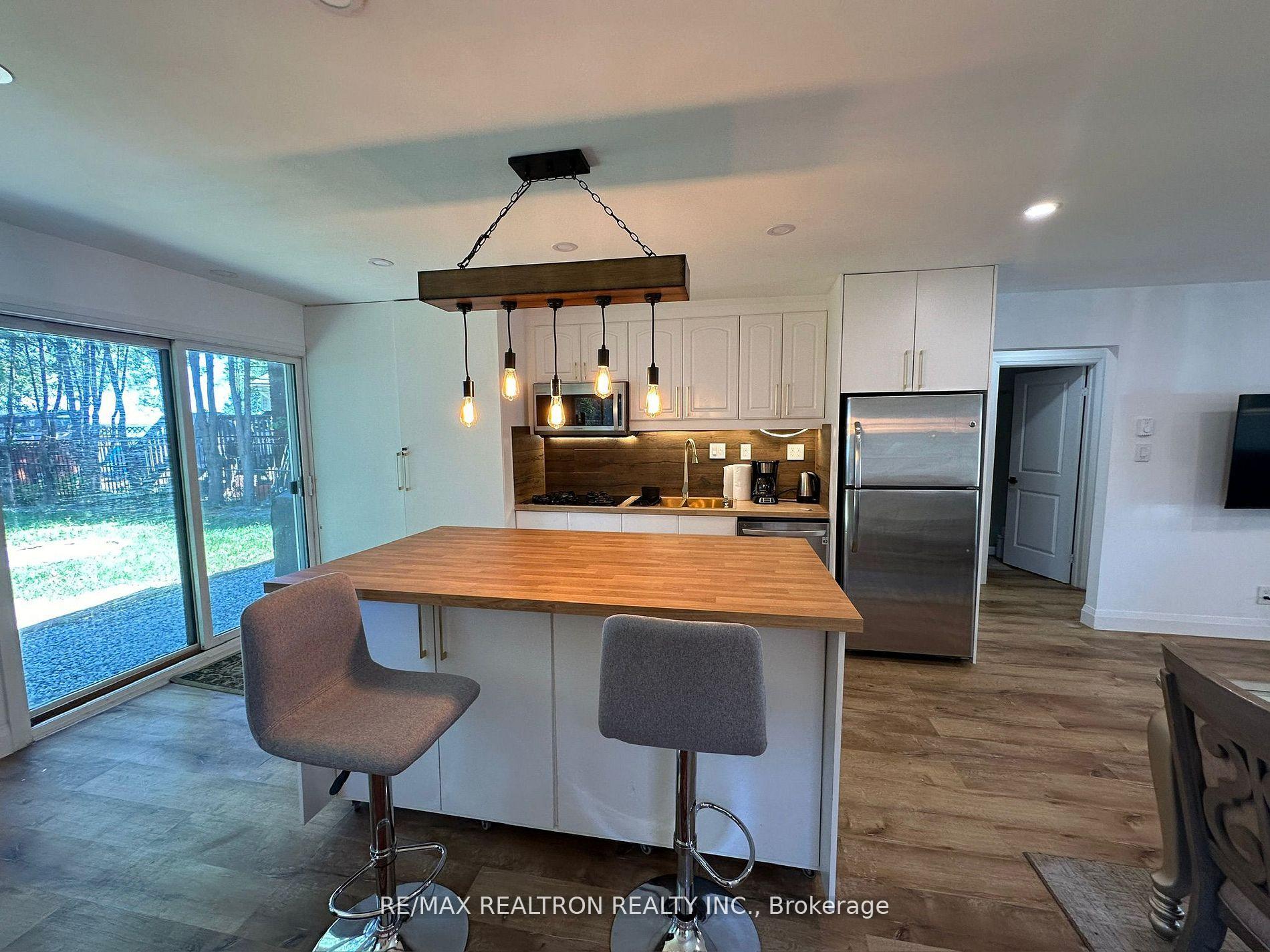 Photo 21 of 172 Cedar Island Road, Orillia — HOMEH