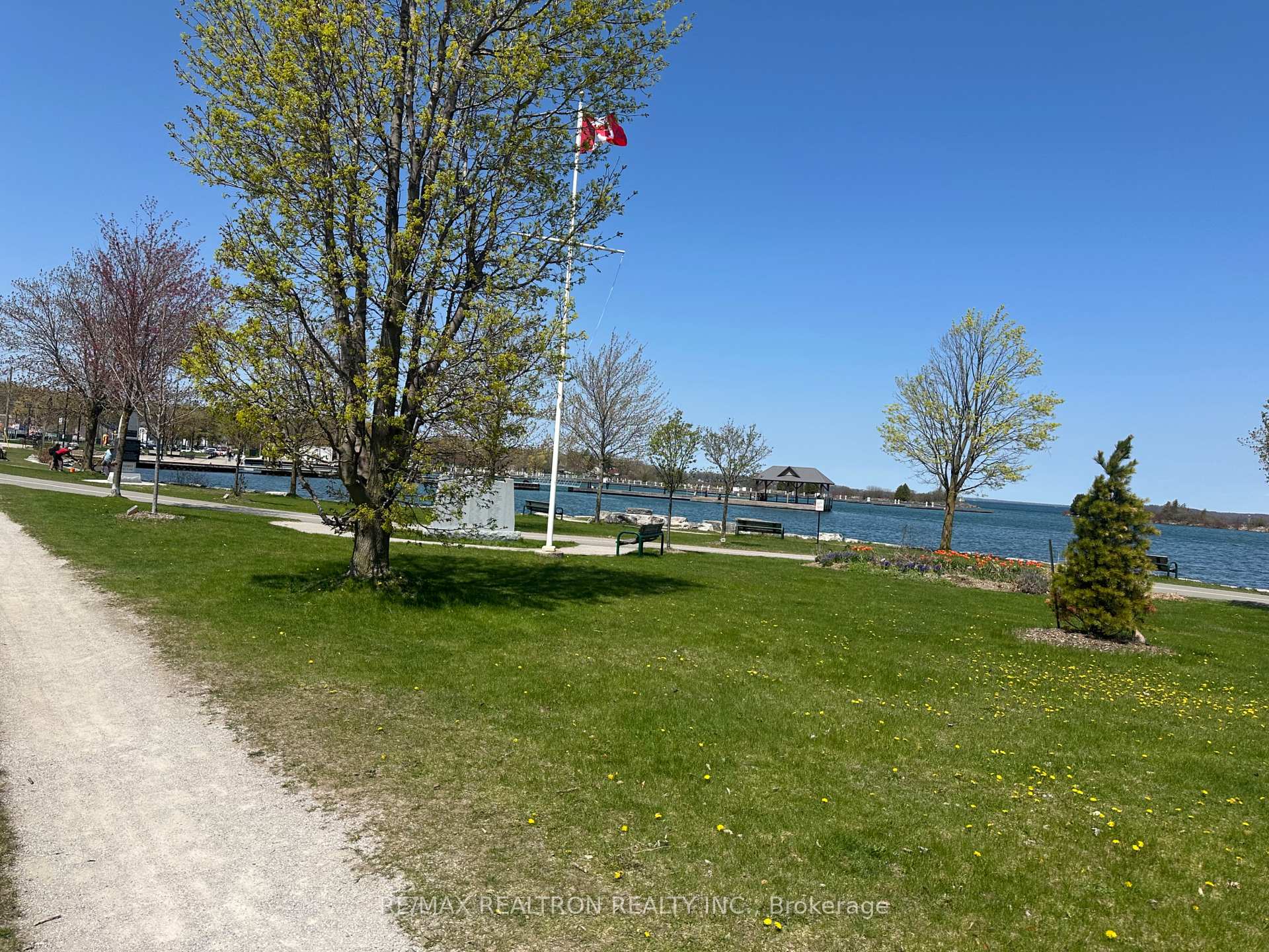 Photo 31 of 172 Cedar Island Road, Orillia — HOMEH