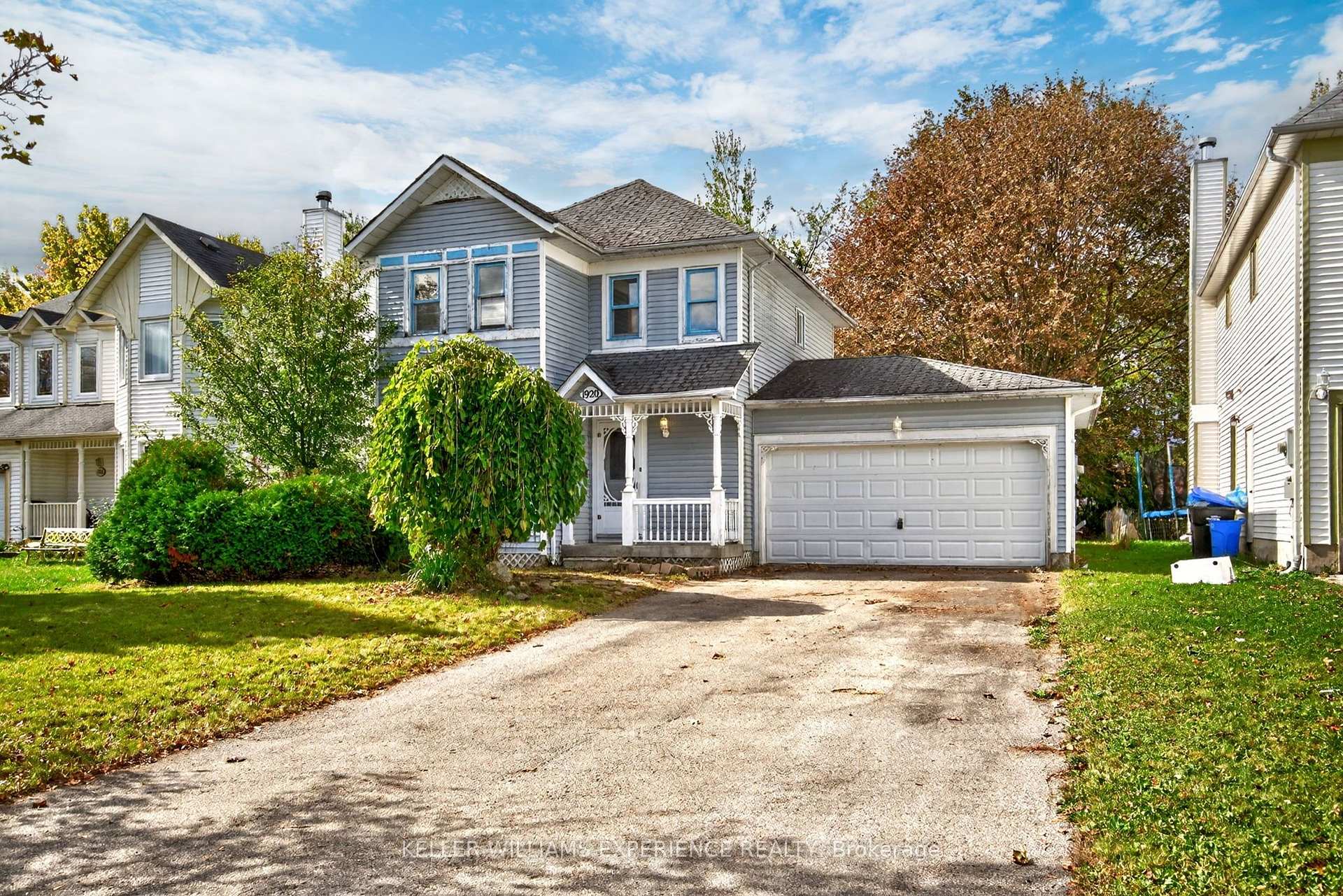 Photo 1 of 1920 Applewood Avenue, Innisfil, Alcona — HOMEH