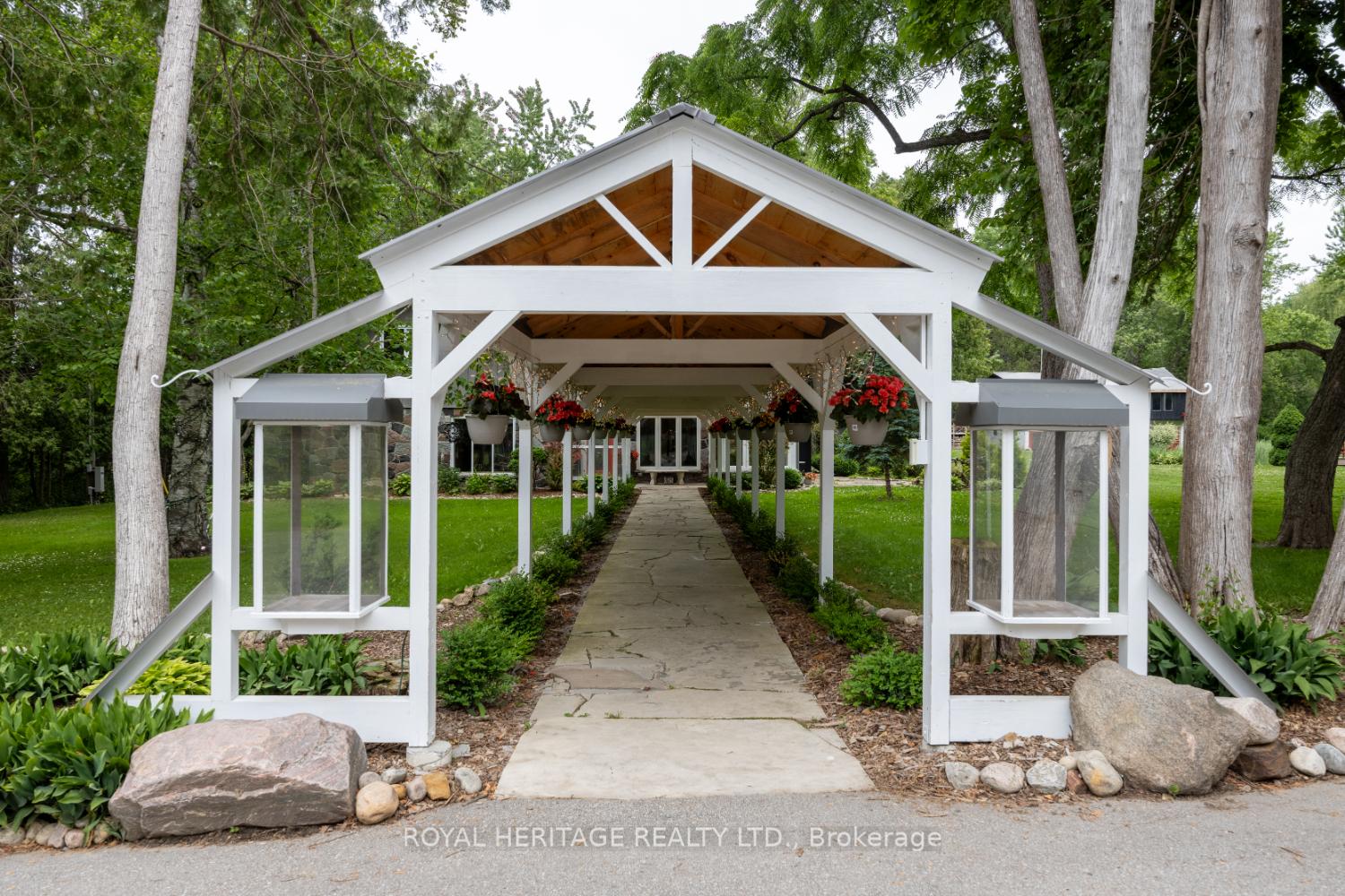 Photo 8 of 4395 Westney Road N, Pickering, Rural Pickering — HOMEH