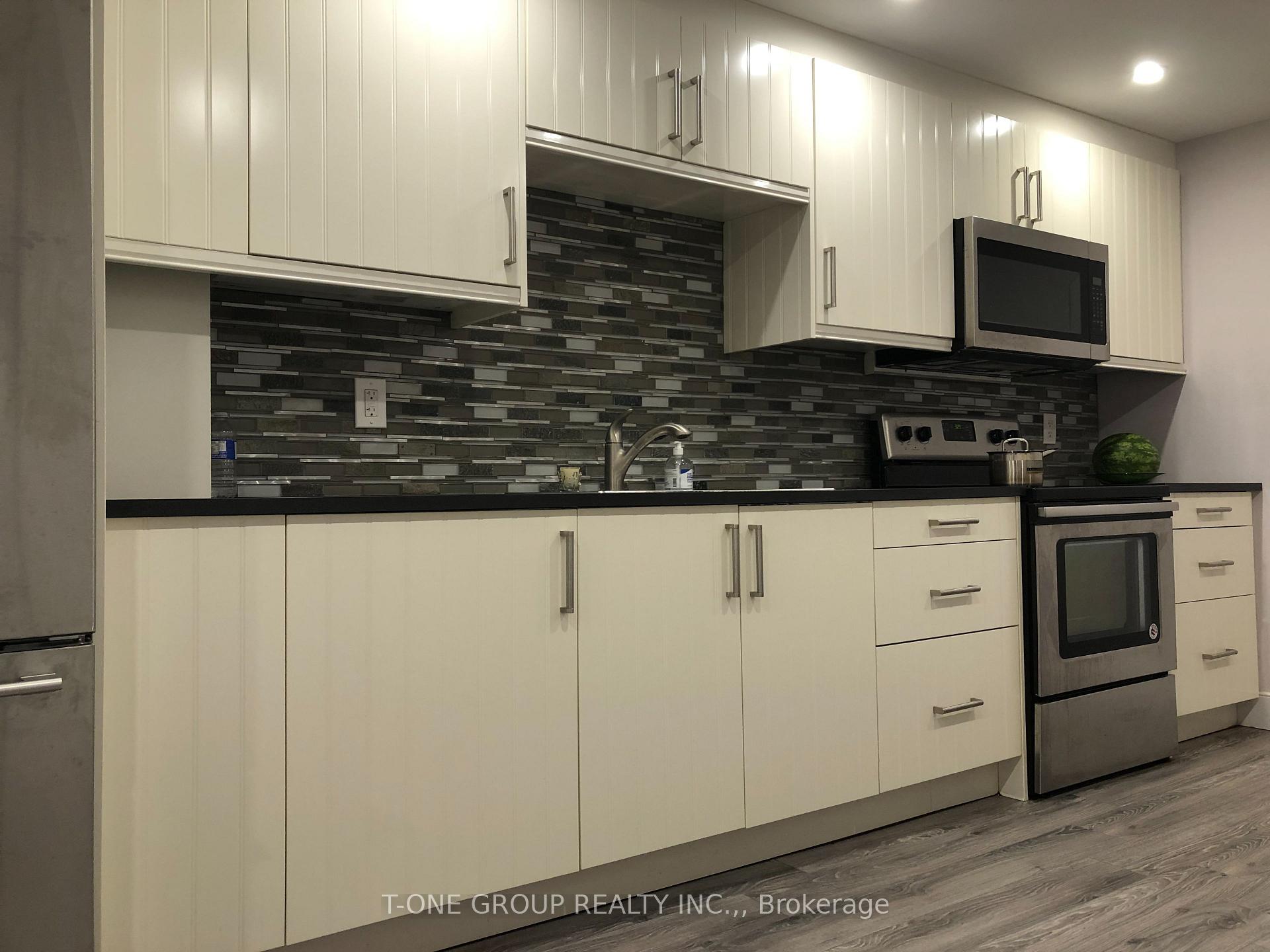 Photo 6 of Unit BASEMENT, 20 Rubic Crescent, Scarborough, Agincourt South-Malvern West — HOMEH