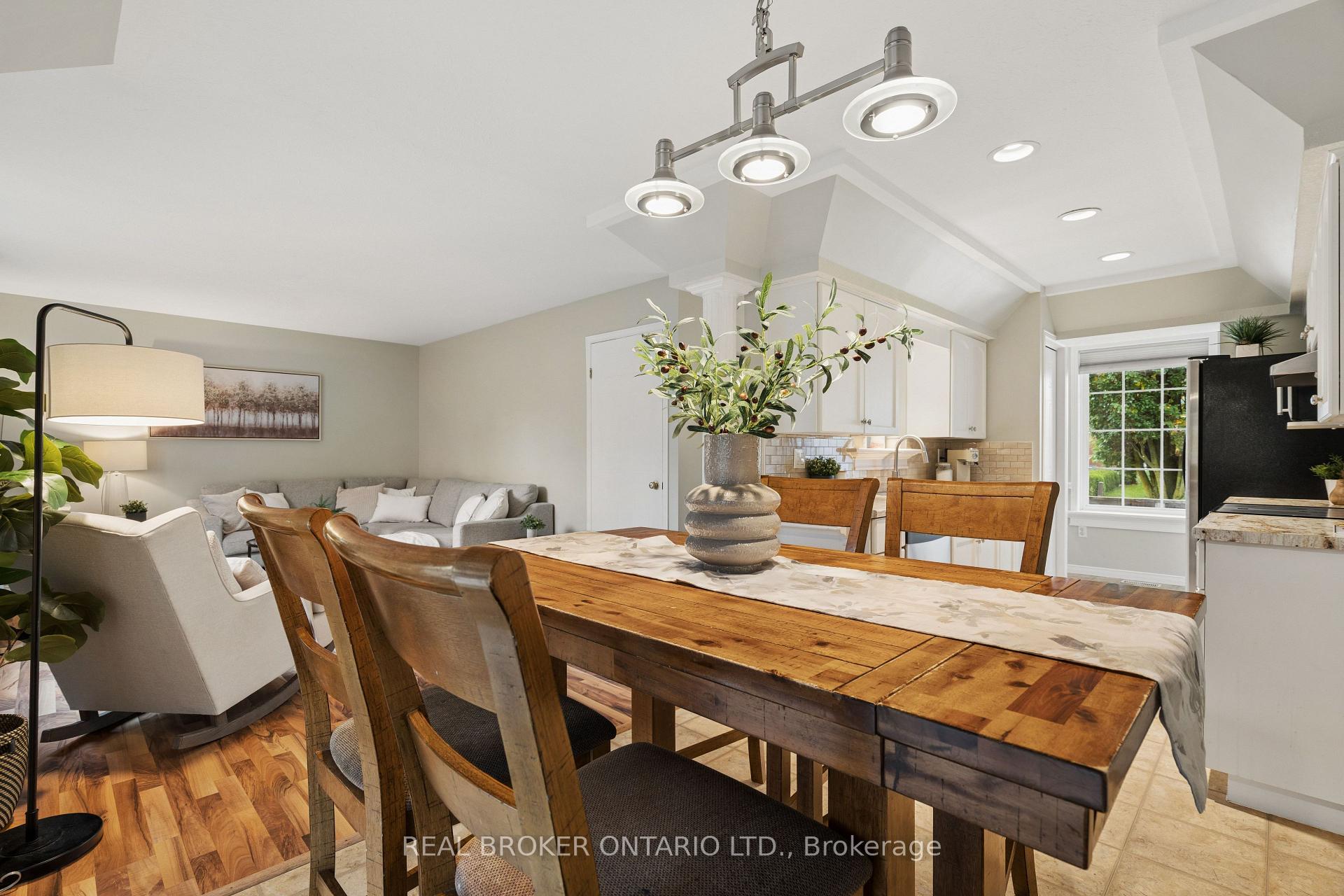 Photo 8 of 46 Chesterton Lane, Guelph, Grange Road — HOMEH