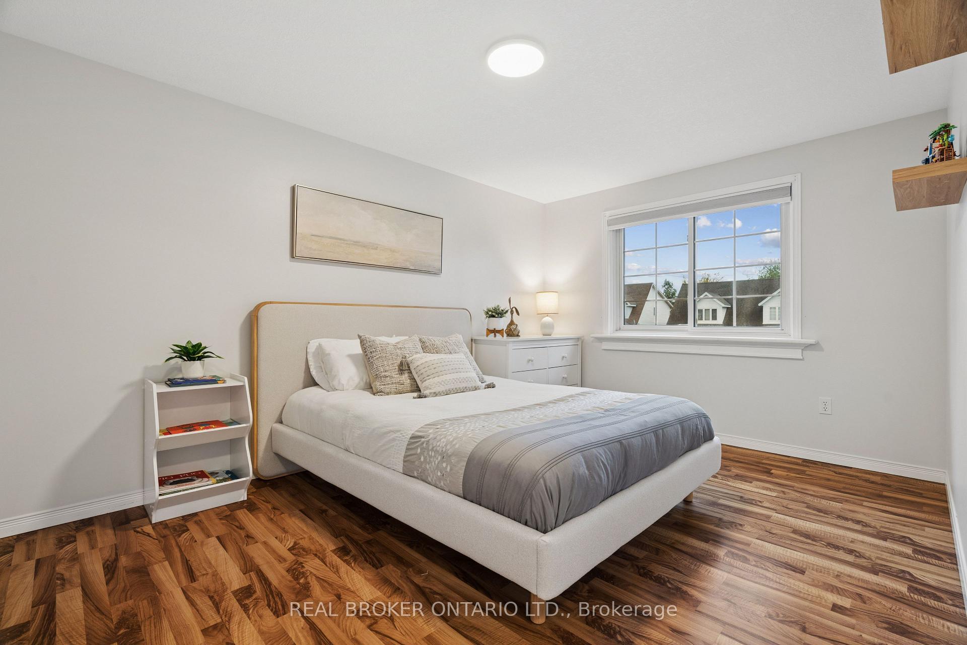 Photo 15 of 46 Chesterton Lane, Guelph, Grange Road — HOMEH