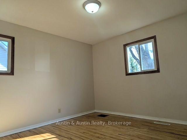 Photo 5 of 169 Wilde Street, Dryden, Milestone — HOMEH