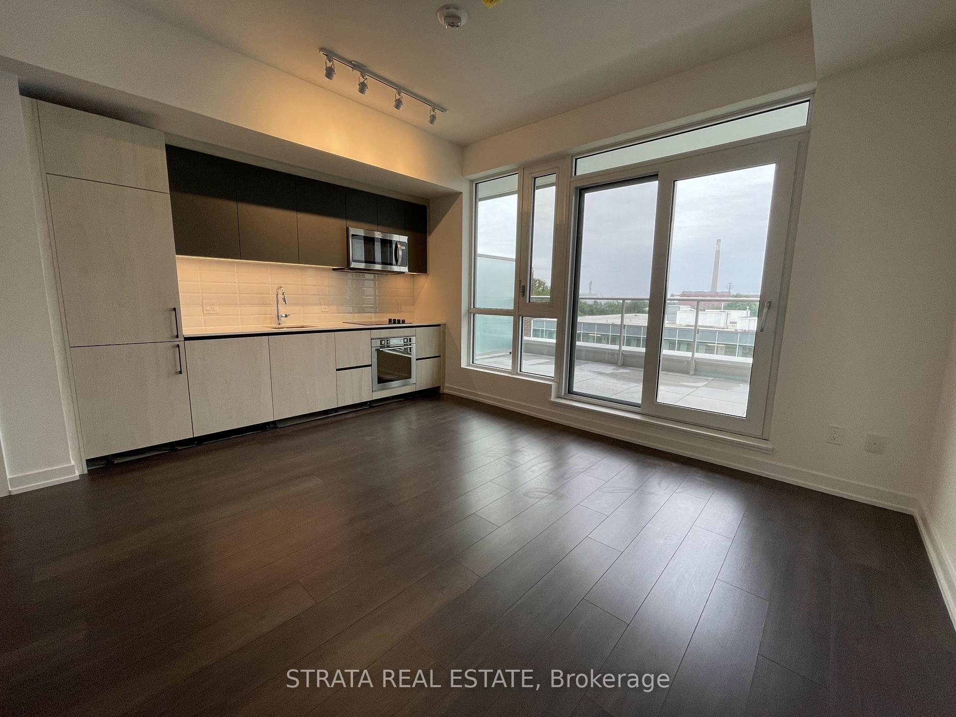 Photo 6 of Unit 704, 150 Logan Avenue, Toronto, South Riverdale — HOMEH