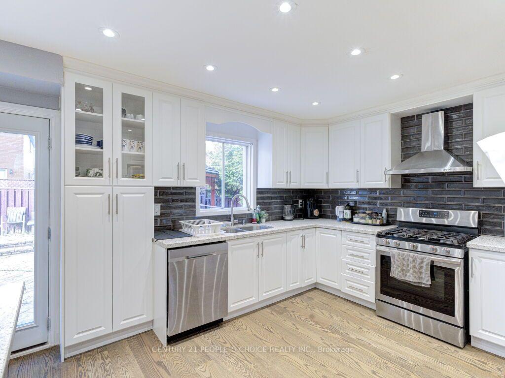Photo 18 of 5965 River Grove Avenue, Mississauga, East Credit — HOMEH