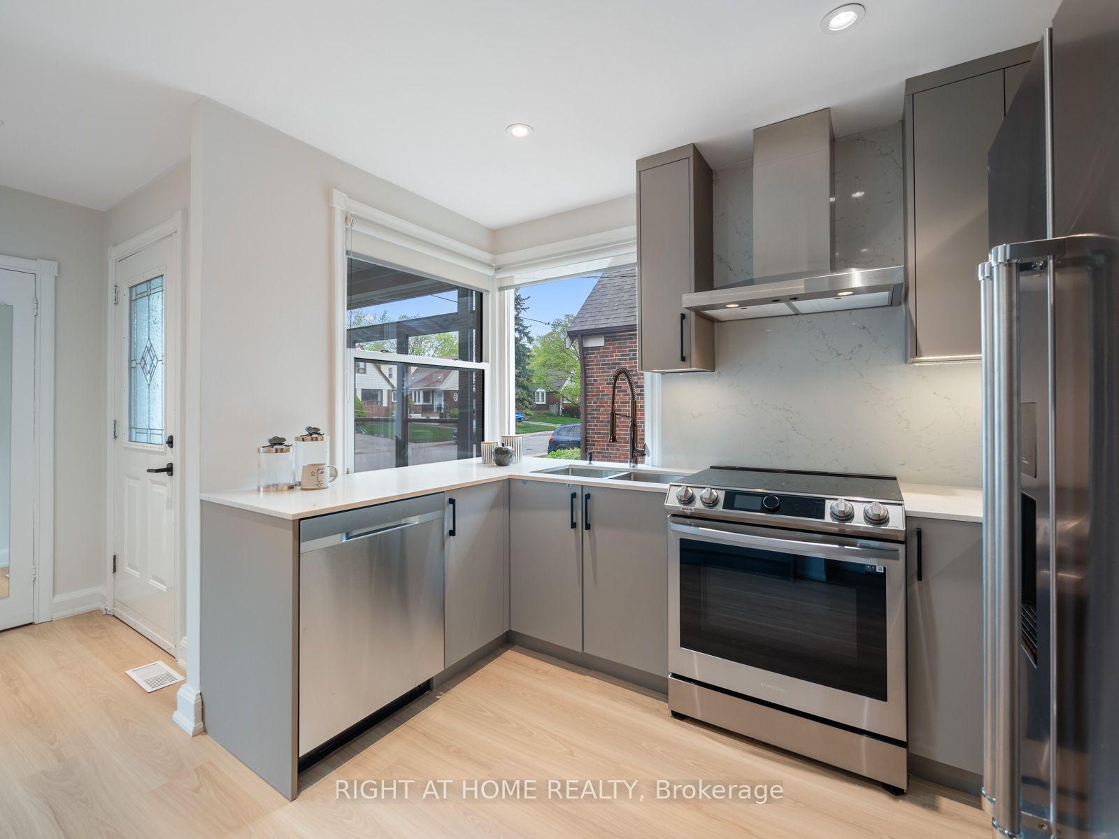 Photo 8 of 49 Amsterdam Avenue, Toronto, O'Connor-Parkview — HOMEH