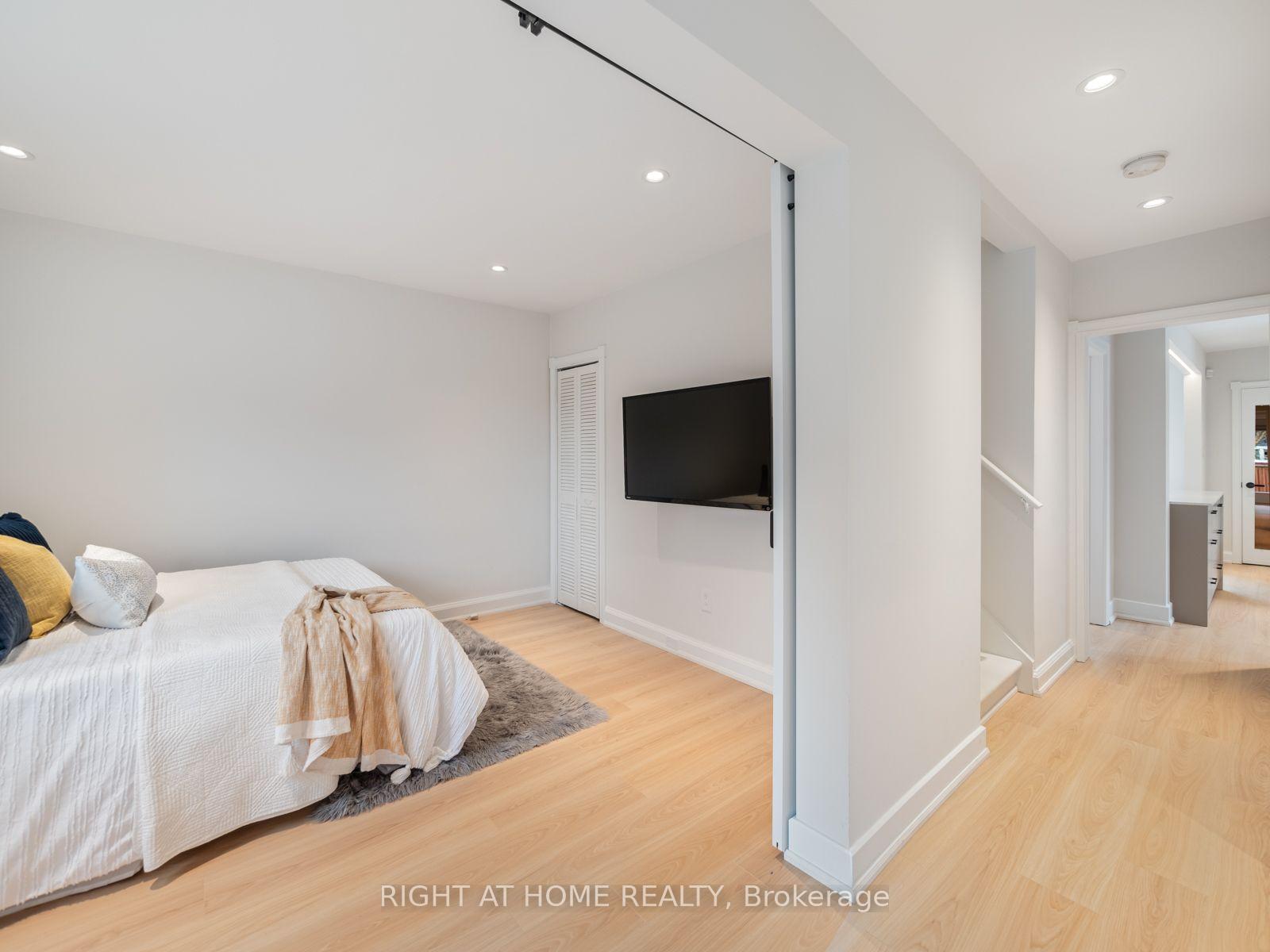 Photo 22 of 49 Amsterdam Avenue, Toronto, O'Connor-Parkview — HOMEH