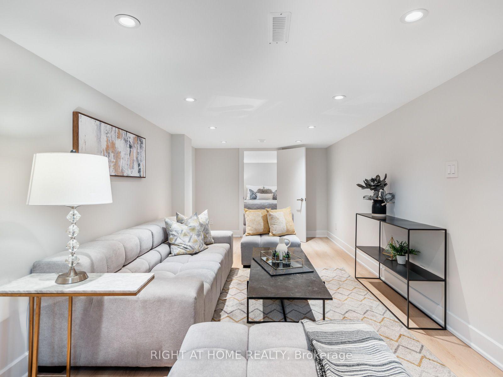 Photo 33 of 49 Amsterdam Avenue, Toronto, O'Connor-Parkview — HOMEH