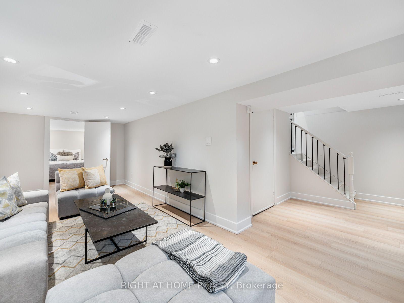 Photo 34 of 49 Amsterdam Avenue, Toronto, O'Connor-Parkview — HOMEH