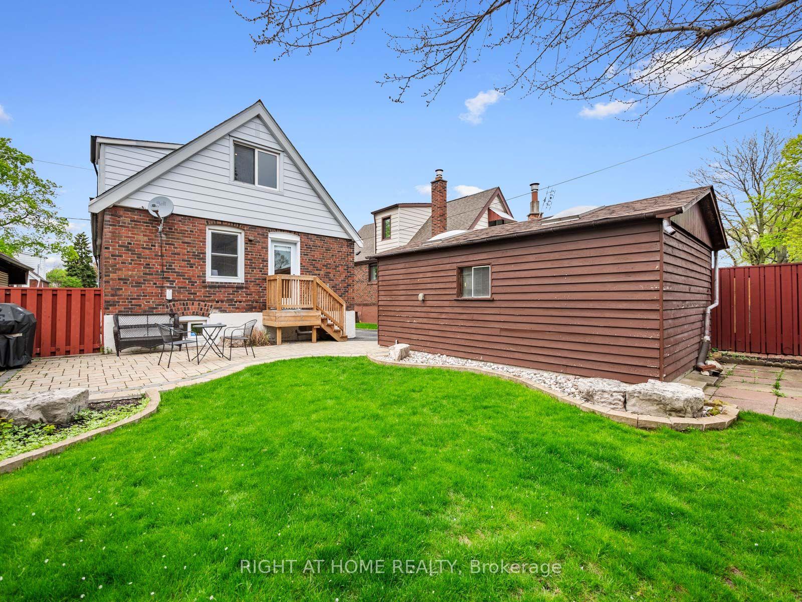 Photo 43 of 49 Amsterdam Avenue, Toronto, O'Connor-Parkview — HOMEH