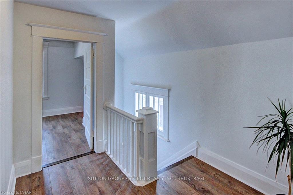 Photo 15 of 67 Hyla Street, London, East M — HOMEH