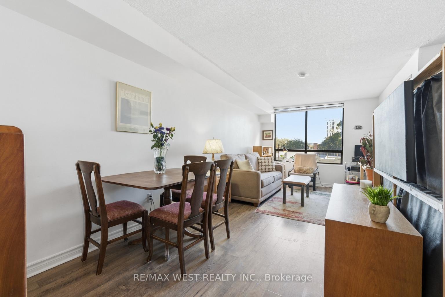 Photo 2 of Unit 404, 117 Gerrard Street E, Toronto, Church-Yonge Corridor — HOMEH