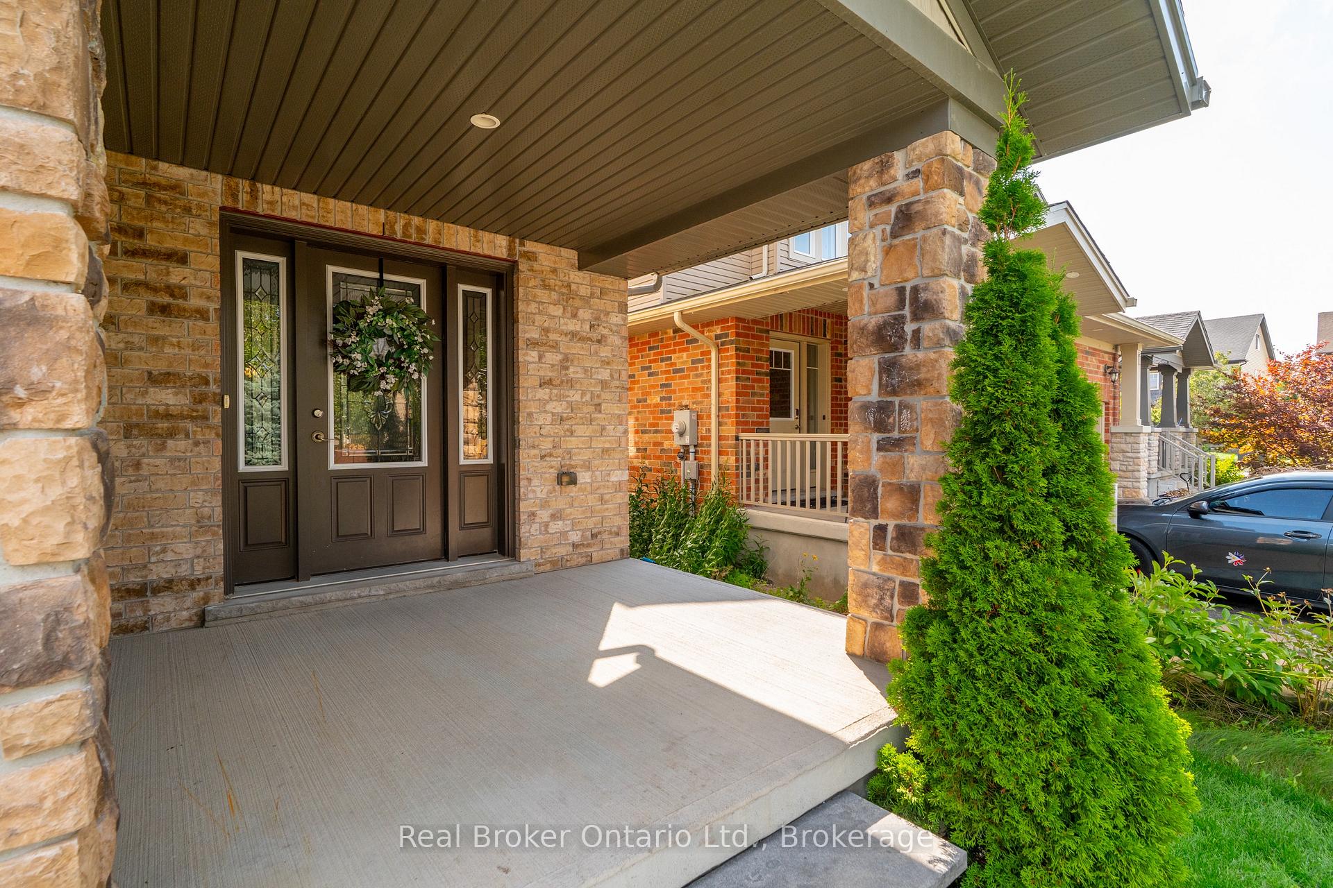 Photo 2 of 41 Samuel Drive, Guelph, Pineridge/Westminster Woods — HOMEH