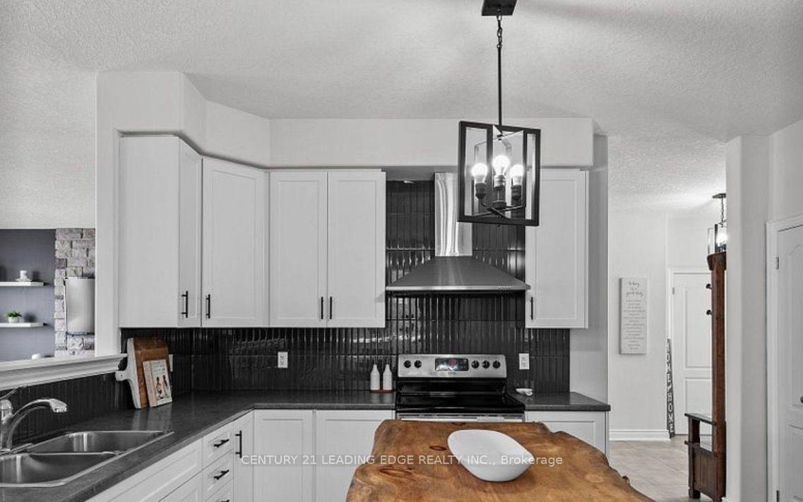Photo 7 of 9 Kierland Road, Barrie, Ardagh — HOMEH