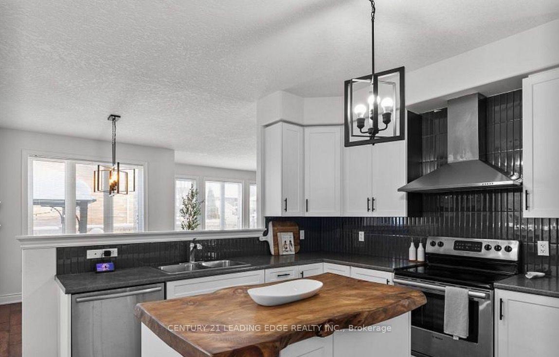Photo 8 of 9 Kierland Road, Barrie, Ardagh — HOMEH