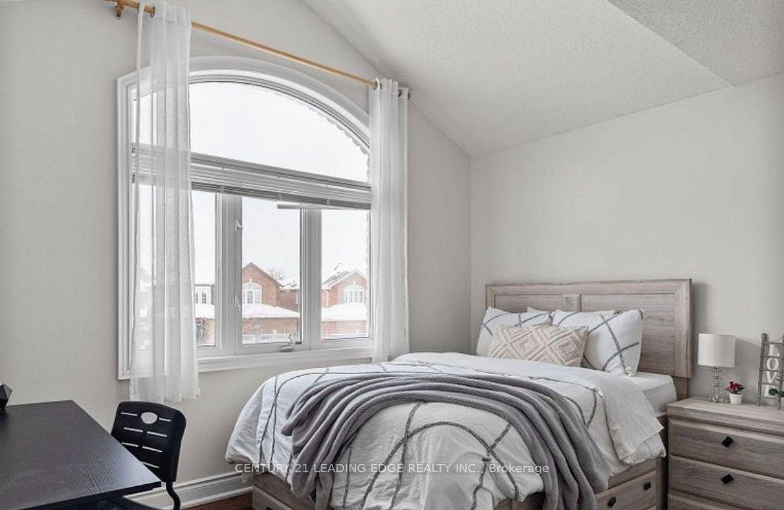 Photo 22 of 9 Kierland Road, Barrie, Ardagh — HOMEH