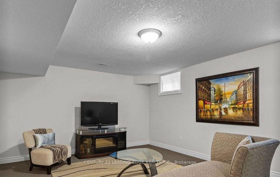 Photo 27 of 9 Kierland Road, Barrie, Ardagh — HOMEH