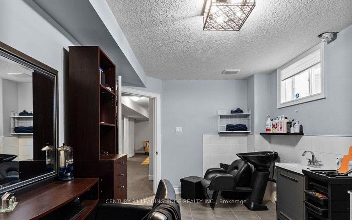 Photo 31 of 9 Kierland Road, Barrie, Ardagh — HOMEH