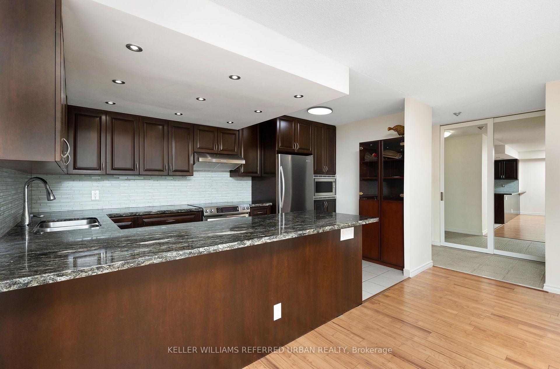 Photo 5 of Unit 2105, 205 Wynford Drive, Toronto, Flemingdon Park — HOMEH