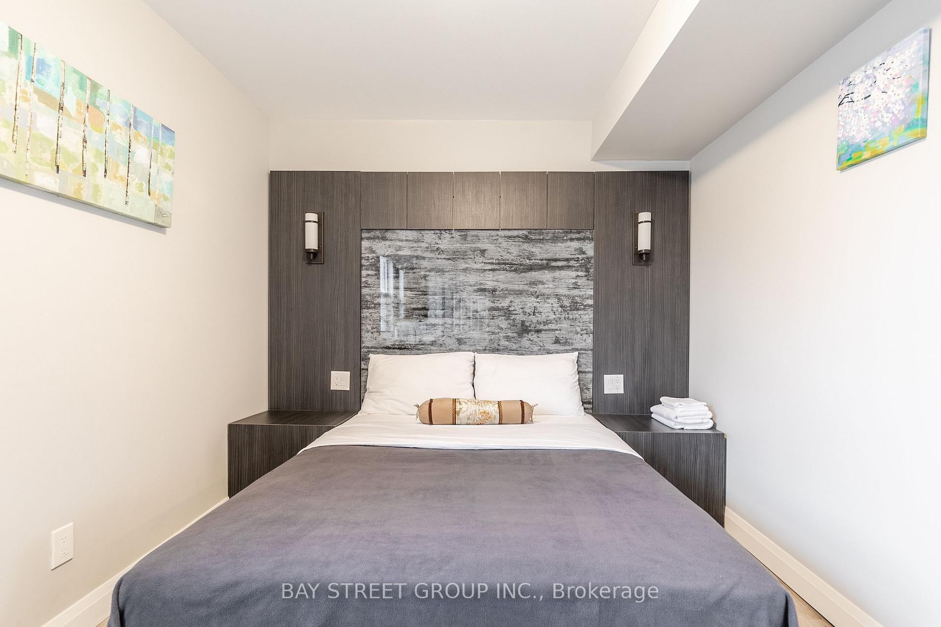 Photo 10 of Unit Unit C, 5757 Stanley Avenue, Niagara Falls, Hospital — HOMEH