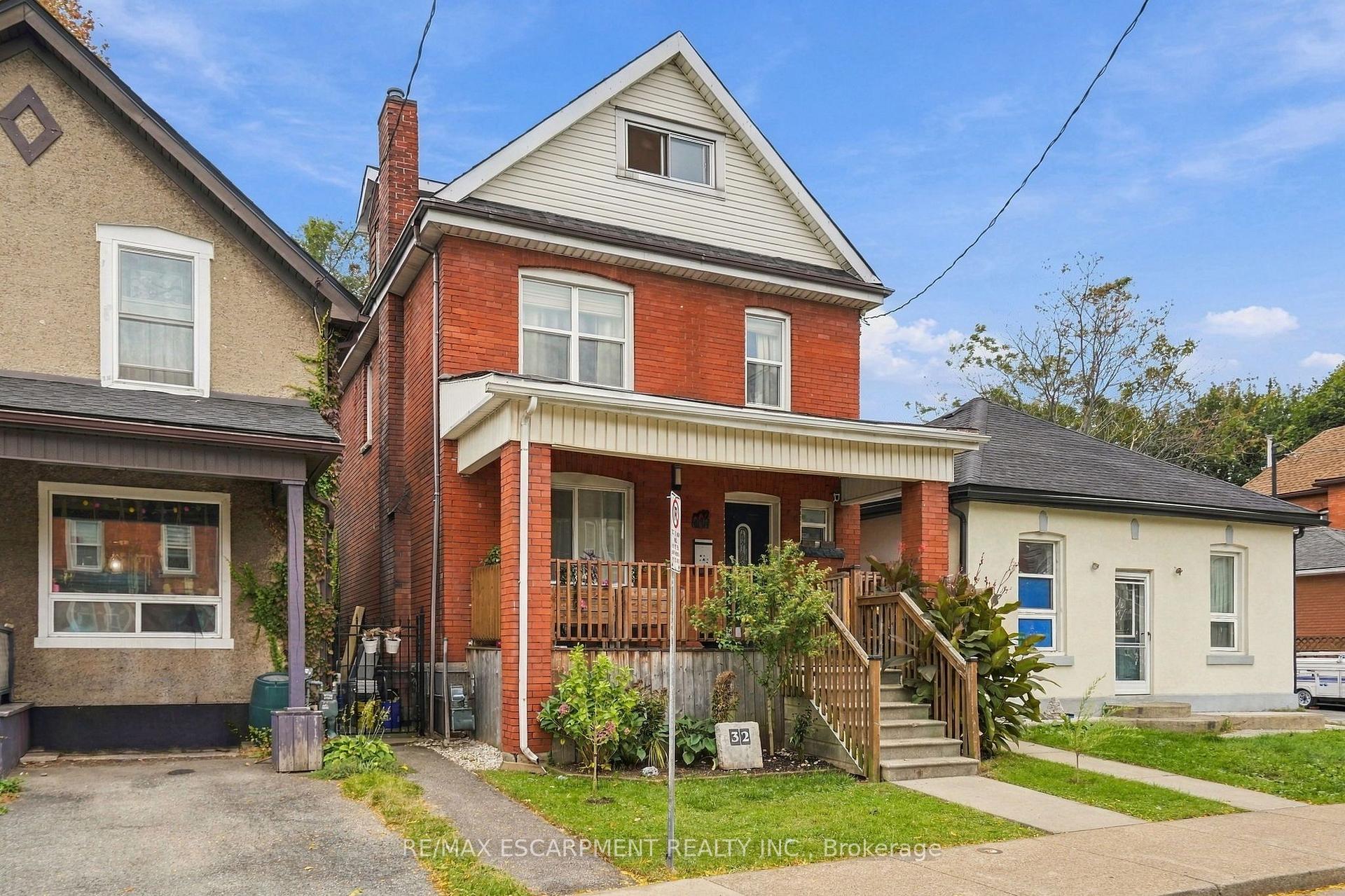 Photo 2 of 32 Oak Avenue, Hamilton, Landsdale — HOMEH