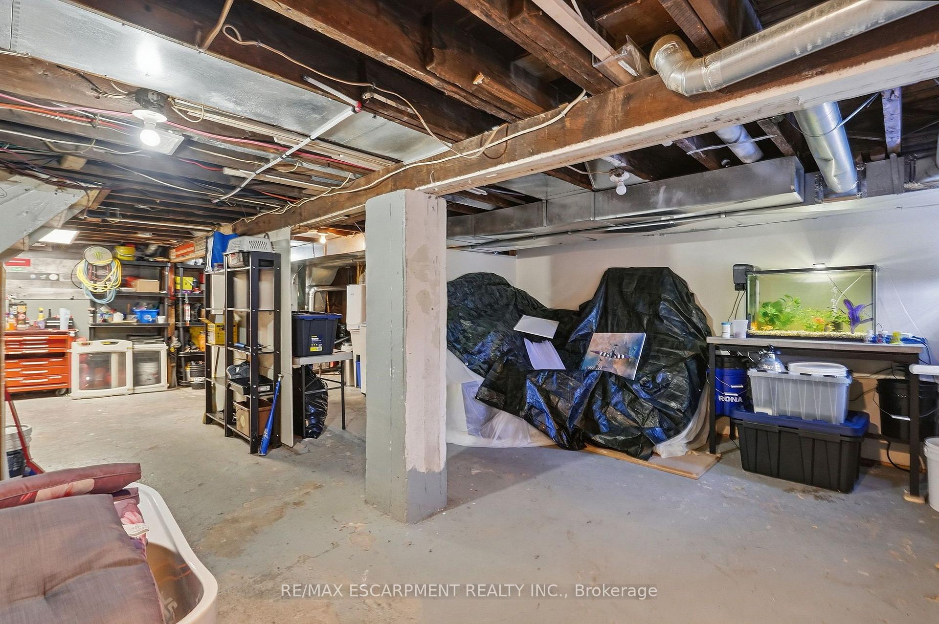 Photo 39 of 32 Oak Avenue, Hamilton, Landsdale — HOMEH