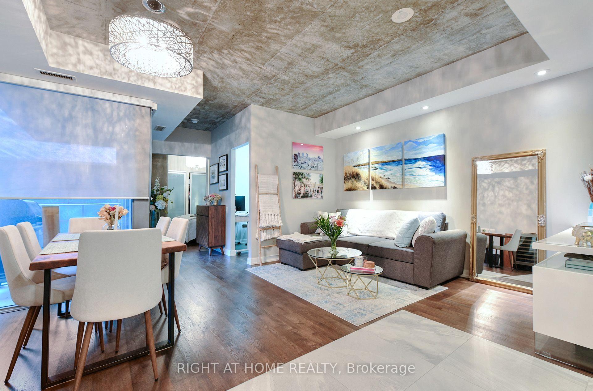 Photo 9 of Unit 422, 95 Bathurst Street, Toronto, Niagara — HOMEH