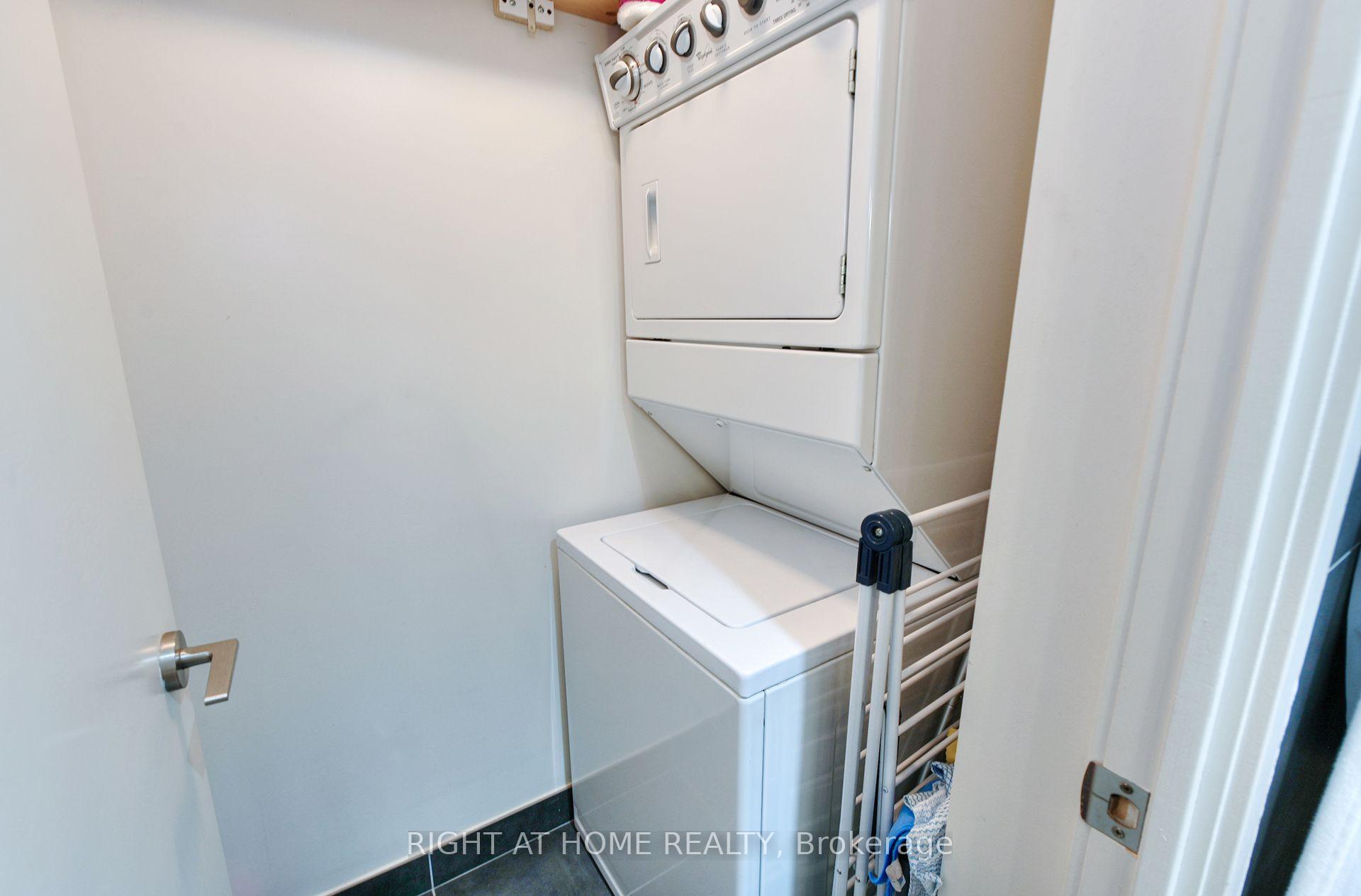 Photo 25 of Unit 422, 95 Bathurst Street, Toronto, Niagara — HOMEH