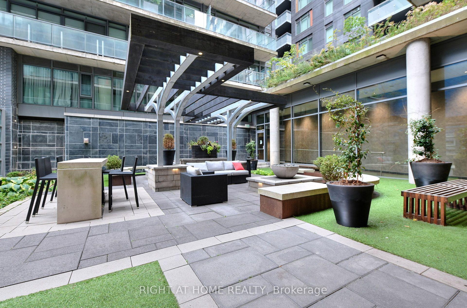 Photo 28 of Unit 422, 95 Bathurst Street, Toronto, Niagara — HOMEH