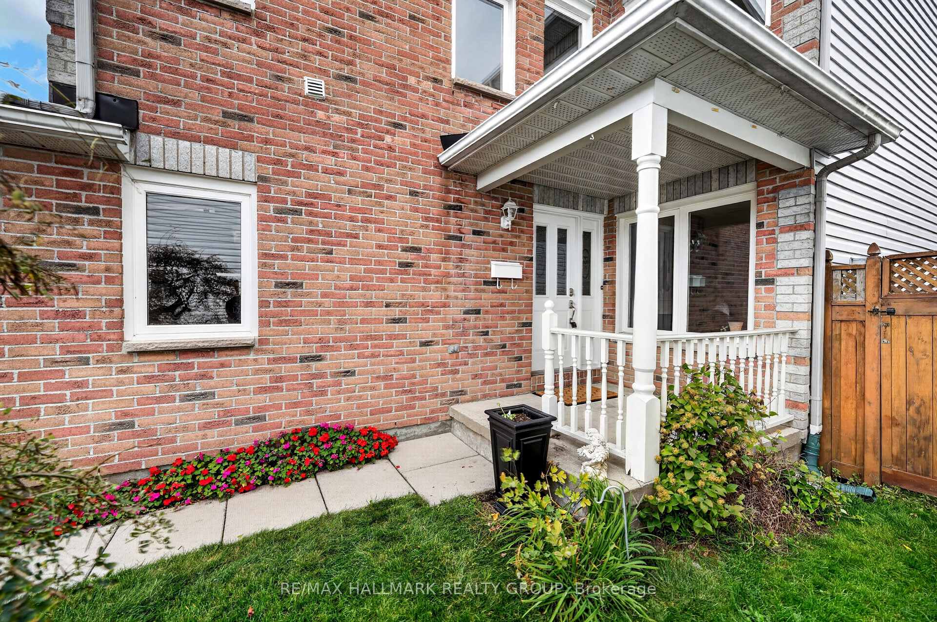 Photo 3 of 6601 Windsong Avenue, Ottawa, Orleans/Sunridge — HOMEH