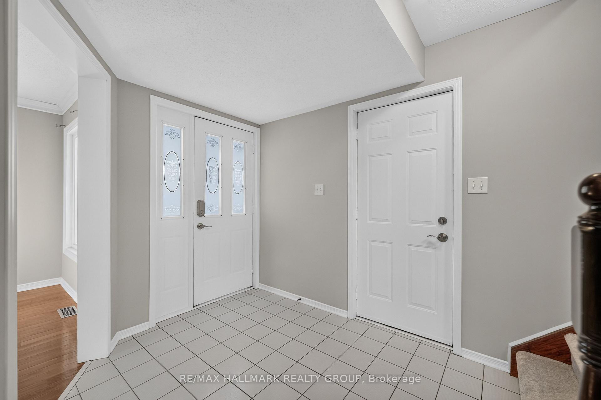 Photo 5 of 6601 Windsong Avenue, Ottawa, Orleans/Sunridge — HOMEH