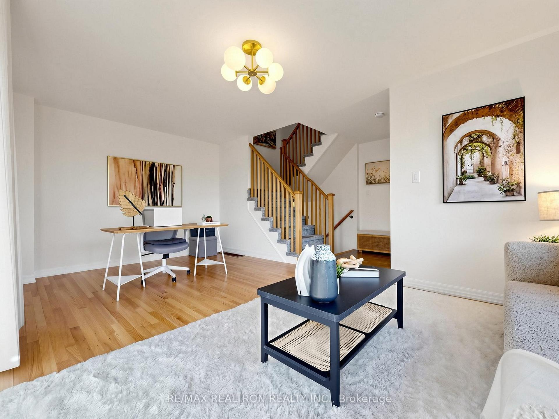 Photo 7 of 175 William Booth Avenue, Newmarket, Woodland Hill — HOMEH