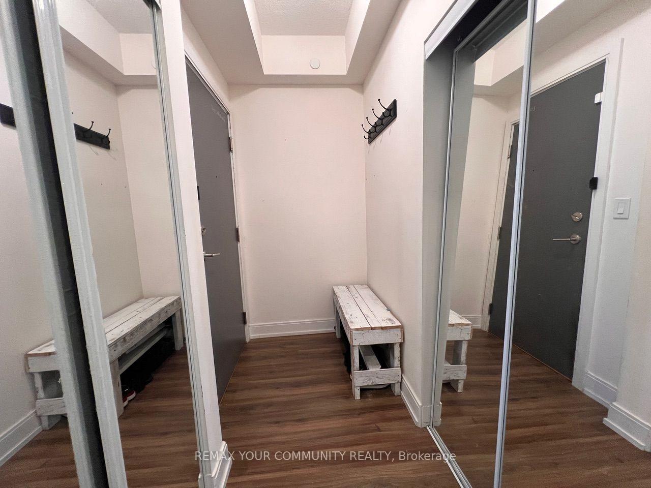 Photo 4 of Unit 1602B, 9600 Yonge Street, Richmond Hill, North Richvale — HOMEH