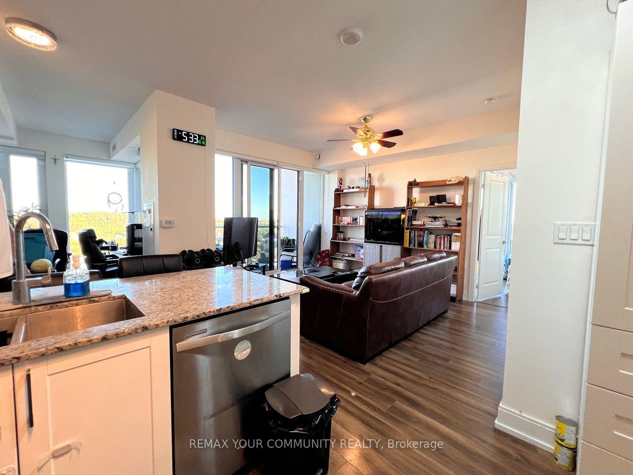 Photo 12 of Unit 1602B, 9600 Yonge Street, Richmond Hill, North Richvale — HOMEH