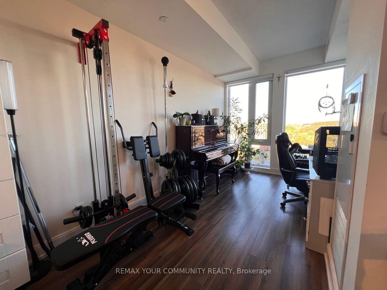 Photo 15 of Unit 1602B, 9600 Yonge Street, Richmond Hill, North Richvale — HOMEH