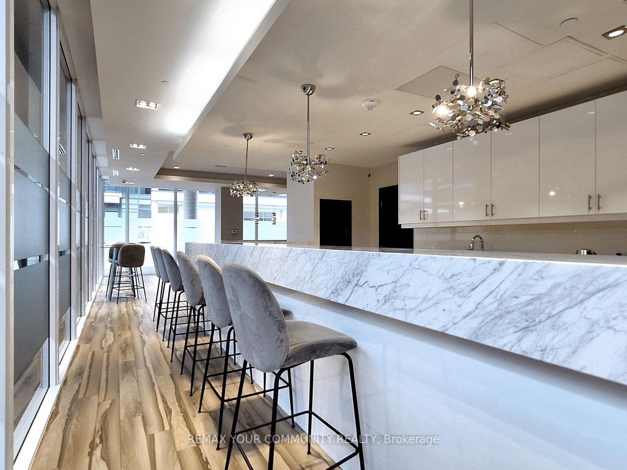 Photo 26 of Unit 1602B, 9600 Yonge Street, Richmond Hill, North Richvale — HOMEH
