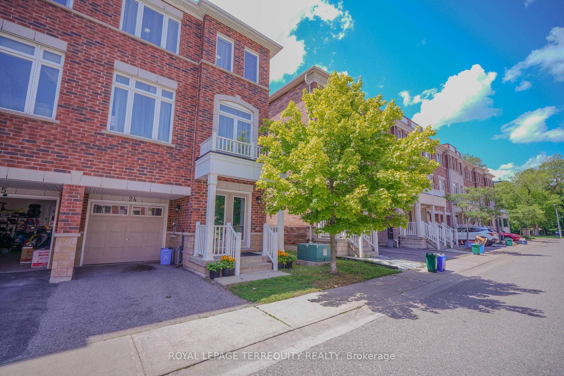 Front of Unit 24, 1299 Glenanna Road