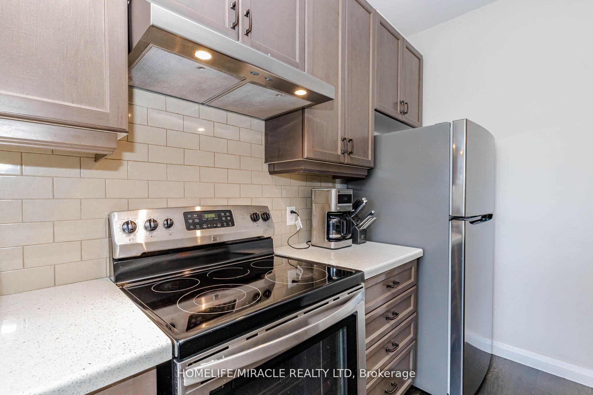 Photo 14 of Unit 19, 35 Midhurst Heights, Hamilton, Stoney Creek Mountain — HOMEH