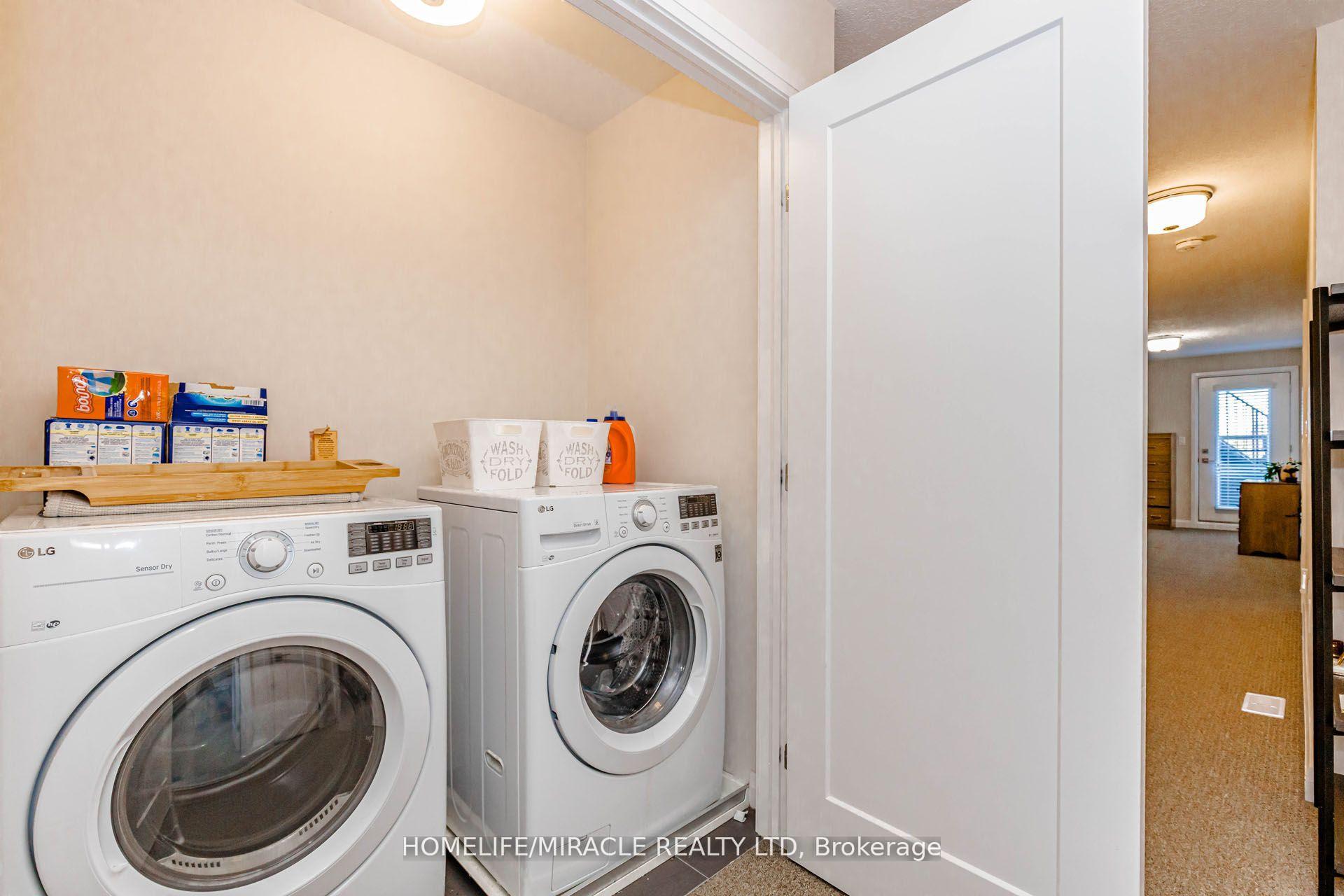 Photo 26 of Unit 19, 35 Midhurst Heights, Hamilton, Stoney Creek Mountain — HOMEH