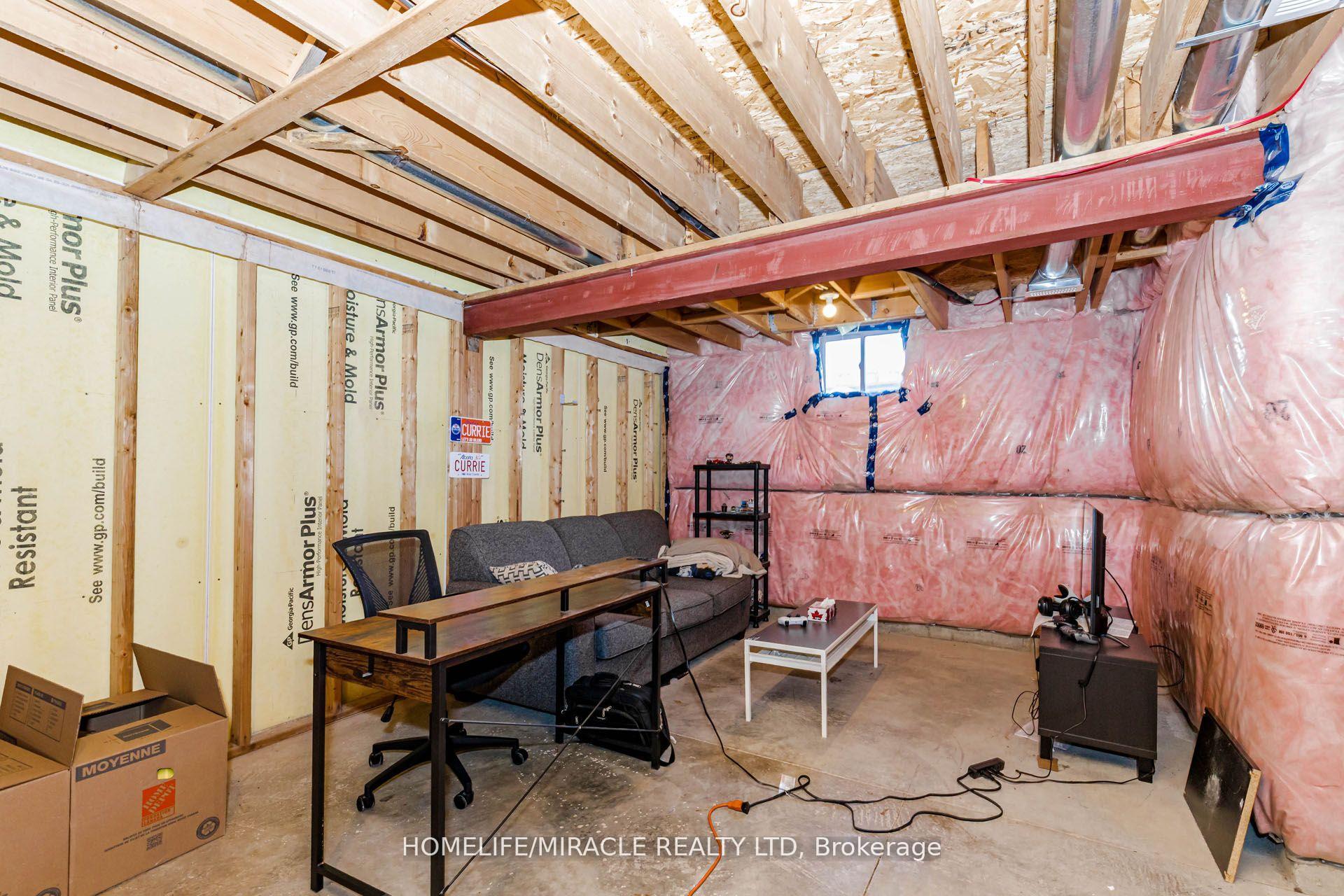 Photo 28 of Unit 19, 35 Midhurst Heights, Hamilton, Stoney Creek Mountain — HOMEH