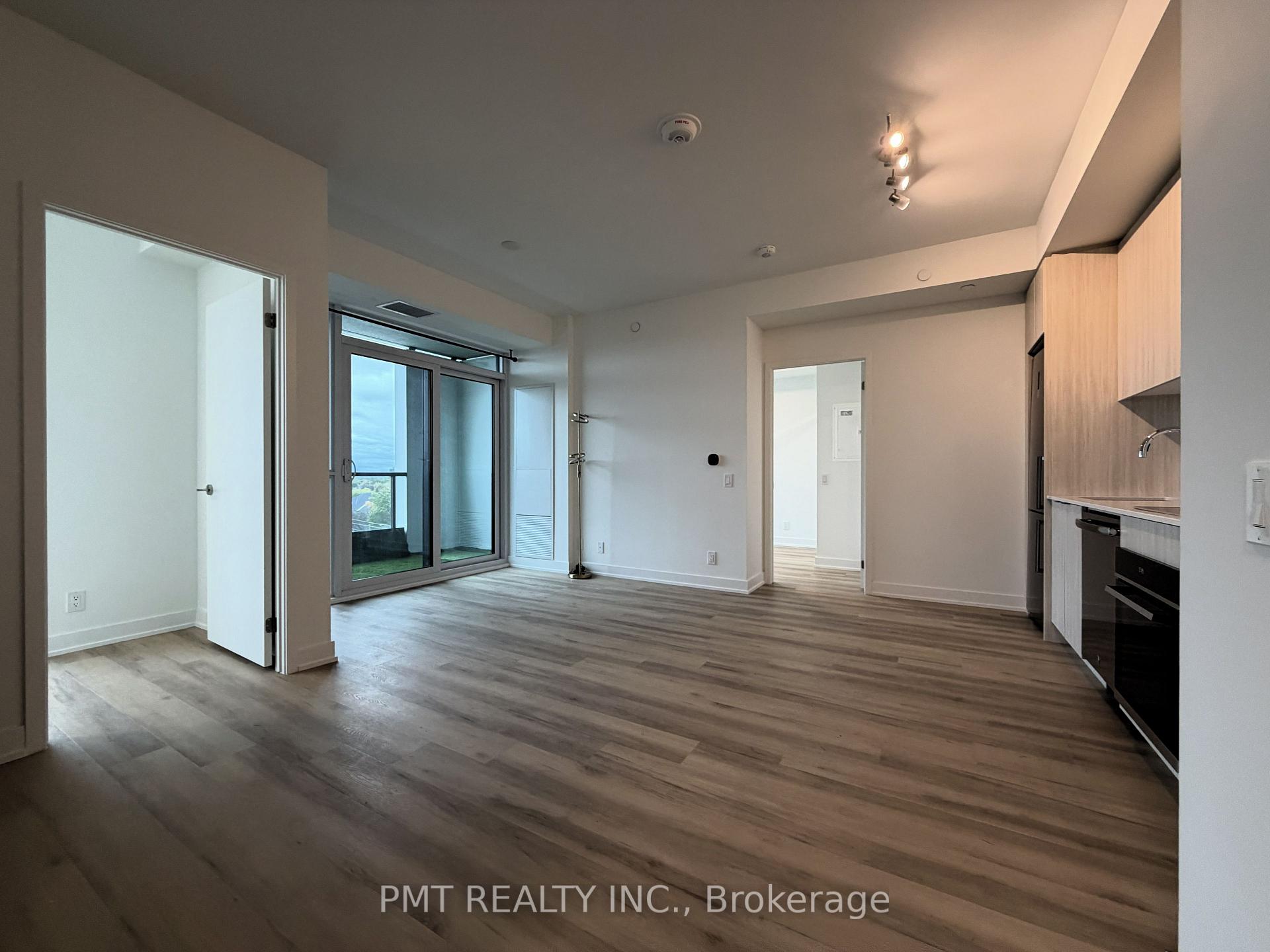 Photo 3 of Unit 607, 20 Deans Drive, Scarborough, Clairlea-Birchmount — HOMEH