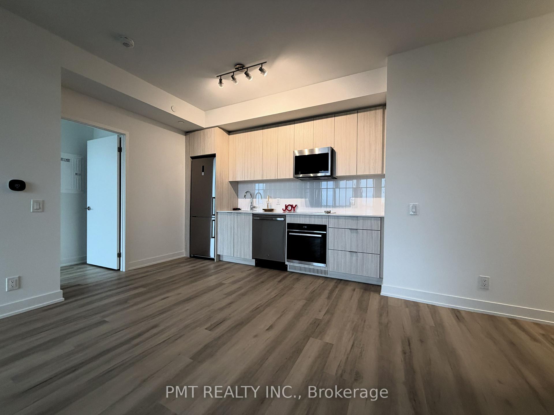 Photo 6 of Unit 607, 20 Deans Drive, Scarborough, Clairlea-Birchmount — HOMEH