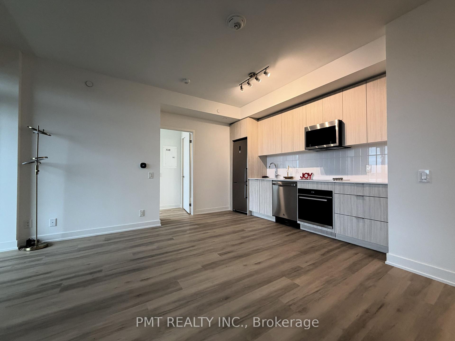Photo 10 of Unit 607, 20 Deans Drive, Scarborough, Clairlea-Birchmount — HOMEH