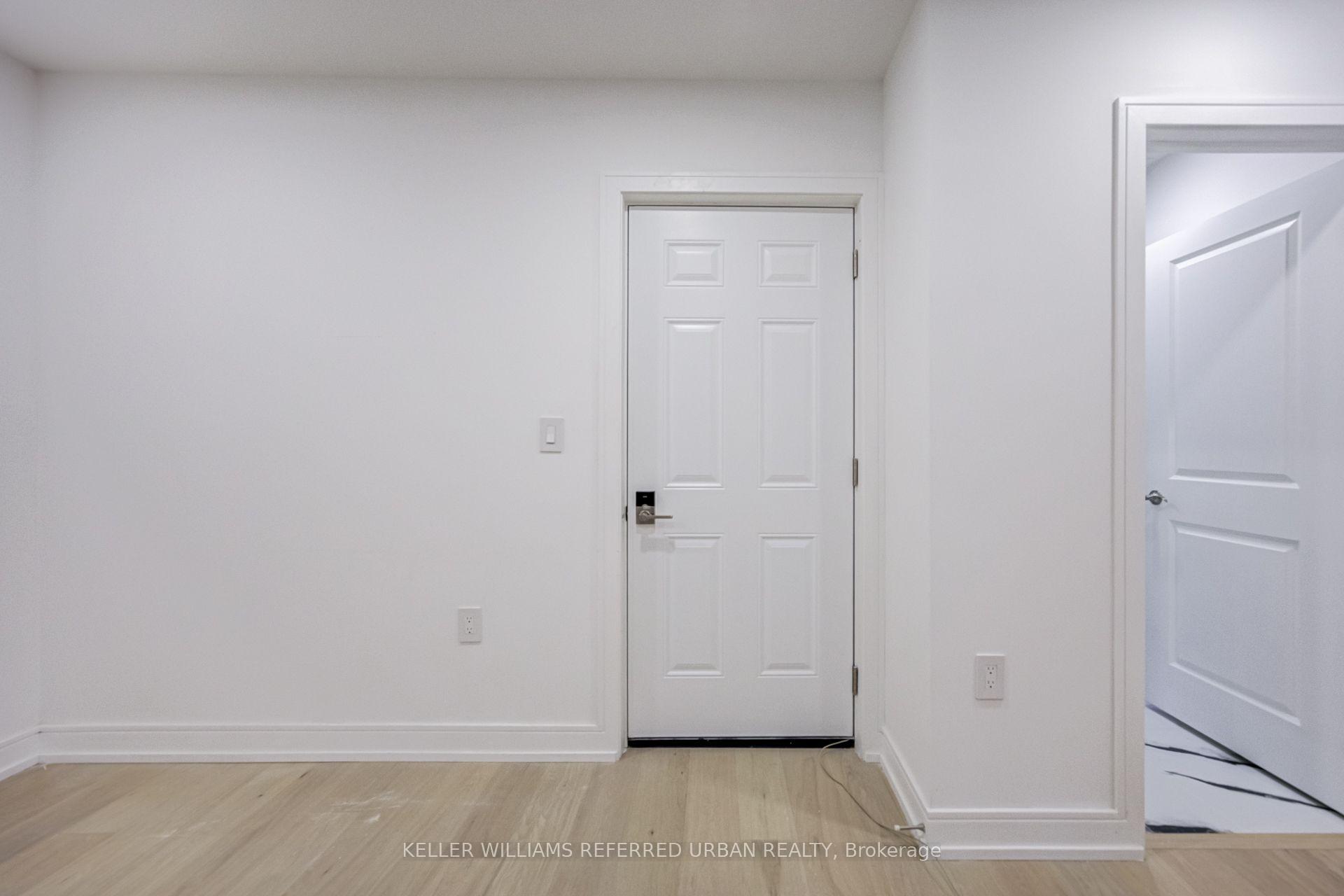 Photo 6 of 3455 Yonge Street, Toronto, Lawrence Park North — HOMEH