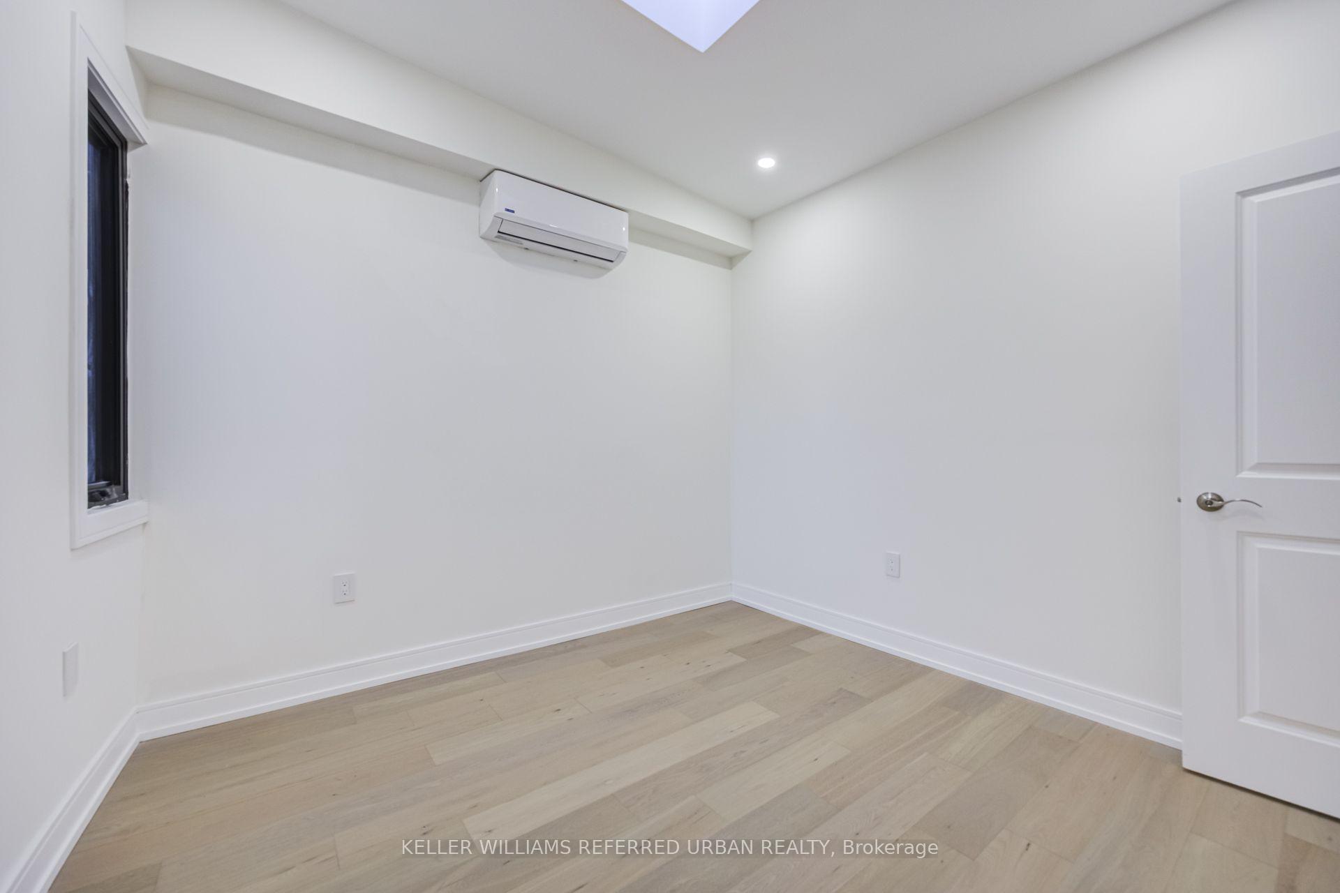 Photo 15 of 3455 Yonge Street, Toronto, Lawrence Park North — HOMEH